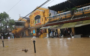 Chính phủ yêu cầu tập trung ứng phó, khắc phục hậu quả mưa lũ tại khu vực Trung Bộ​