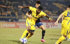 Tin nóng bóng đá Việt hôm nay 29/10: 5 cầu thủ bị cấm thi đấu ở vòng 9 V-League; Nữ cầu thủ U16 Việt Nam đứt dây chằng đầu gối