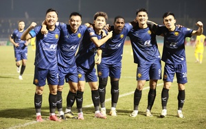 Cuộc đua trụ hạng V-League bắt đầu khốc liệt