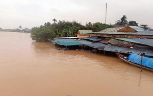 Lũ đang lên nhanh trở lại tại Huế