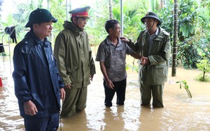 Quảng Ngãi gồng mình ứng phó với ngập úng, lở núi