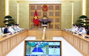 Thủ tướng Phạm Minh Chính họp khẩn về ứng phó, khắc phục hậu quả mưa lũ trên diện rộng ở miền Trung