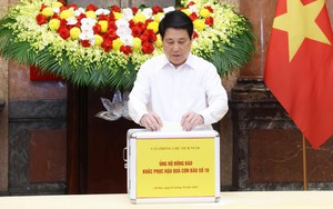 Chủ tịch nước và Văn phòng Chủ tịch nước ủng hộ đồng bào bị bão lũ