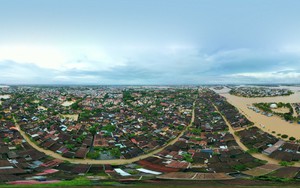 “Nước dâng, người không lùi” - Hội An kiên cường trong mưa lũ