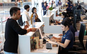 Vietnam Airlines sẽ thu phí hành lý xách tay quá cước tại cửa ra tàu bay từ ngày 3/11