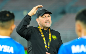 HLV Australia có động thái khiến CĐV Malaysia bối rối ngay trước khi FIFA ra phán quyết về dàn sao nhập tịch 