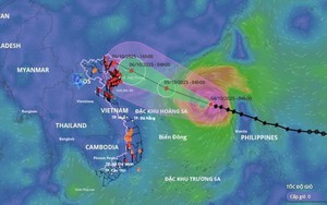 Bão số 11 tiếp tục tăng cấp, giữ nguyên hướng di chuyển và cách Hoàng Sa 530km
