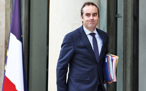 Thủ tướng Pháp từ chức