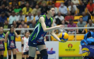 CLB của sao bóng chuyền Việt Nam sắp xuất ngoại vuột vé vào bán kết sau 5 mùa liên tiếp là á quân