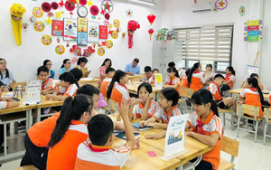 Hà Nội hửng nắng, nhiều trường đón học sinh trở lại