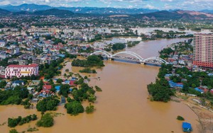 Mưa lớn sau bão số 11 làm gần 17.000 nhà bị ngập