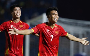 Đội tuyển Việt Nam: Thắng to nhưng vẫn lo