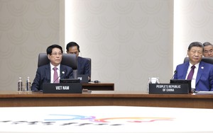 Chủ tịch nước Lương Cường dự Phiên họp thứ 2 Hội nghị Cấp cao APEC lần thứ 32