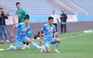 Văn Lâm chấn thương nhẹ, nỗ lực trở lại cùng đội tuyển Việt Nam