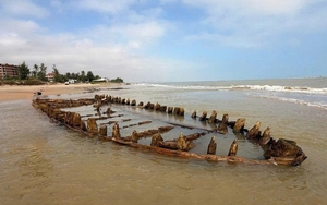 Góc nhìn 365: "Đánh thức" tàu cổ