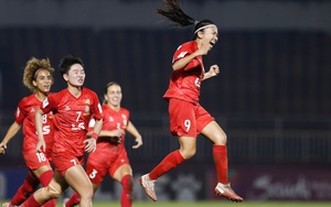 HLV CLB TPHCM khen Huỳnh Như, giúp đồng đội giải tỏa áp lực