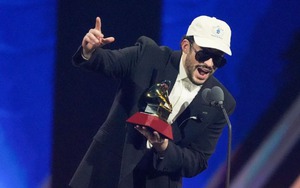 Bad Bunny "thống trị" Latin Grammy 2025, khép lại đêm trao giải đầy cảm xúc