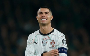 Cristiano Ronaldo bị 'cho về nước' trước trận cầu quyết định của tuyển Bồ Đào Nha ở vòng loại World Cup