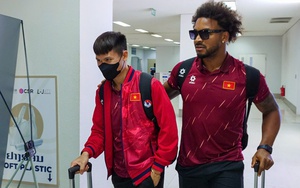 Thầy trò HLV Kim Sang-sik đã có mặt tại Vientiane, dưỡng sức chờ gặp đội tuyển Lào