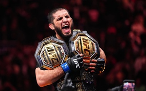 Cao thủ Nga thắng áp đảo võ sĩ Australia, giành đai vô địch và tạo lịch sử ở UFC