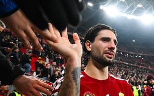 Giọt nước mắt của Szoboszlai