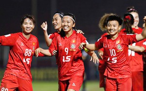 Huỳnh Như và đồng đội nhận thưởng lớn sau khi giành vé vào tứ kết giải châu Á