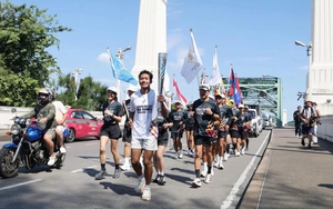 Kết thúc lễ rước đuốc hoành tráng, chủ nhà Thái Lan đếm ngược chờ SEA Games 33