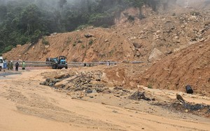 Thủ tướng Chính phủ yêu cầu khẩn trương khắc phục sự cố sạt lở đất tại đèo Khánh Lê, Khánh Hòa