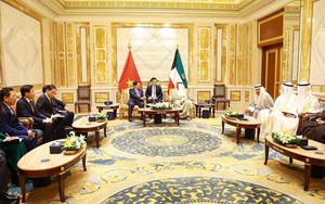 Thủ tướng Phạm Minh Chính hội kiến Quốc vương Kuwait