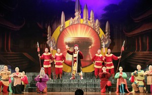 Liên hoan Chèo toàn quốc 2025: Vở diễn "Nguyễn Văn Cừ – Tuổi trẻ chí lớn" và "Thiên mệnh" giành HCV