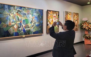 Tôn vinh giá trị di sản qua triển lãm "Cội nguồn"