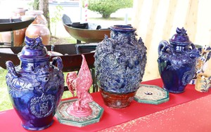 Giới thiệu hơn 300 hiện vật tại trưng bày chuyên đề "Gốm sứ Nam Bộ qua các thời kỳ"