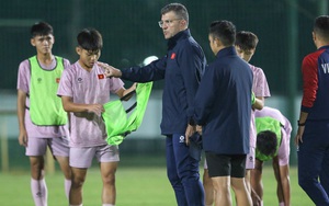 HLV Ronald ra quyết định quan trọng, U17 Việt Nam chốt danh sách dự giải châu Á