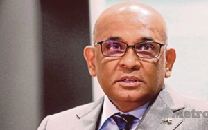 Tổng thư ký AFC cảnh báo ‘nóng’ vụ kiện cầu thủ nhập tịch của Malaysia lên CAS