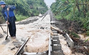 Miền Trung - Tây Nguyên gồng mình giữa mưa lũ