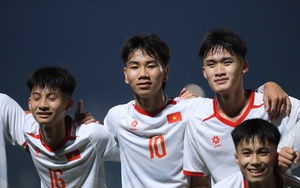 Tuyển trẻ Việt Nam thi đấu lấn lướt, thắng 6-0 ở trận ra quân giải châu Á 