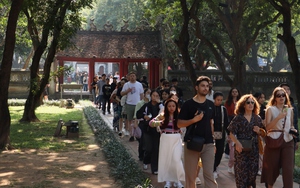 Văn Miếu - Quốc Tử Giám mở cửa miễn phí vé tham quan cho tất cả du khách nhân Ngày Di sản Việt Nam 23/11