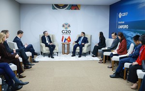 Thủ tướng Phạm Minh Chính gặp Thủ tướng Hà Lan và Thủ tướng Singapore nhân Hội nghị G20