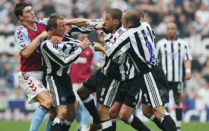 Những vụ cầu thủ xô xát với chính đồng đội nổi tiếng trong lịch sử bóng đá