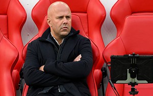 Bất ngờ với gương mặt có thể thay Arne Slot làm HLV mới của Liverpool