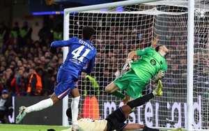 Yamal mờ nhạt trong ngày Estevao rực sáng, sao trẻ của Chelsea được báo chí Tây Ban Nha khen ngợi