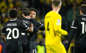 Juventus: Những 'bóng ma' đã hiện hình