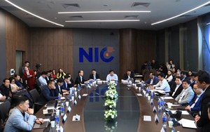 Phát triển các ngành công nghệ chiến lược tạo ra giá trị mới