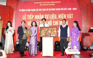 Trưng bày 370 tư liệu, hiện vật về hành trình của Bác Hồ tại Trung Quốc