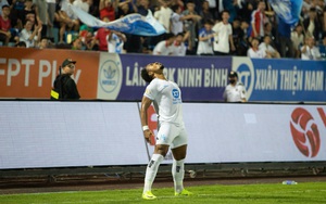 Chỉ Xuân Son mới cứu được 'con tàu đắm' Nam Định