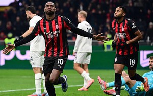 AC Milan đánh bại Lazio để lên đầu bảng Serie A