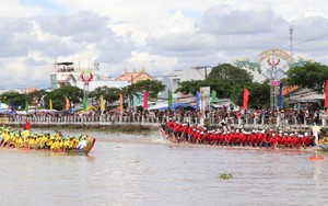 Tưng bừng giải đua ghe Ngo của đồng bào Khmer Vĩnh Long