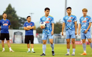 U22 Việt Nam 'chân cứng, đá mềm' lên đường dự SEA Games 33