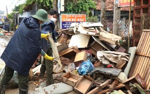 Bão số 15: Tâm bão giật cấp 11, hầu như ít dịch chuyển