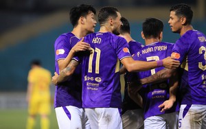 Hoàng Hên và Tuấn Hải lập công, Hà Nội FC thắng đậm ở vòng 10 V-League